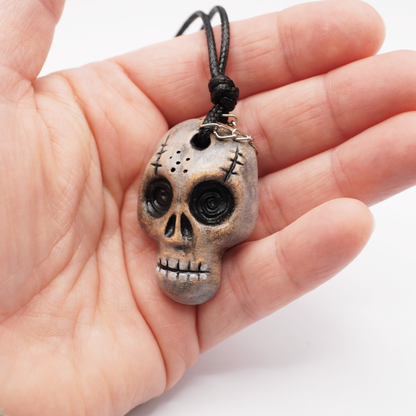 Ceramic Necklace – Large Skull