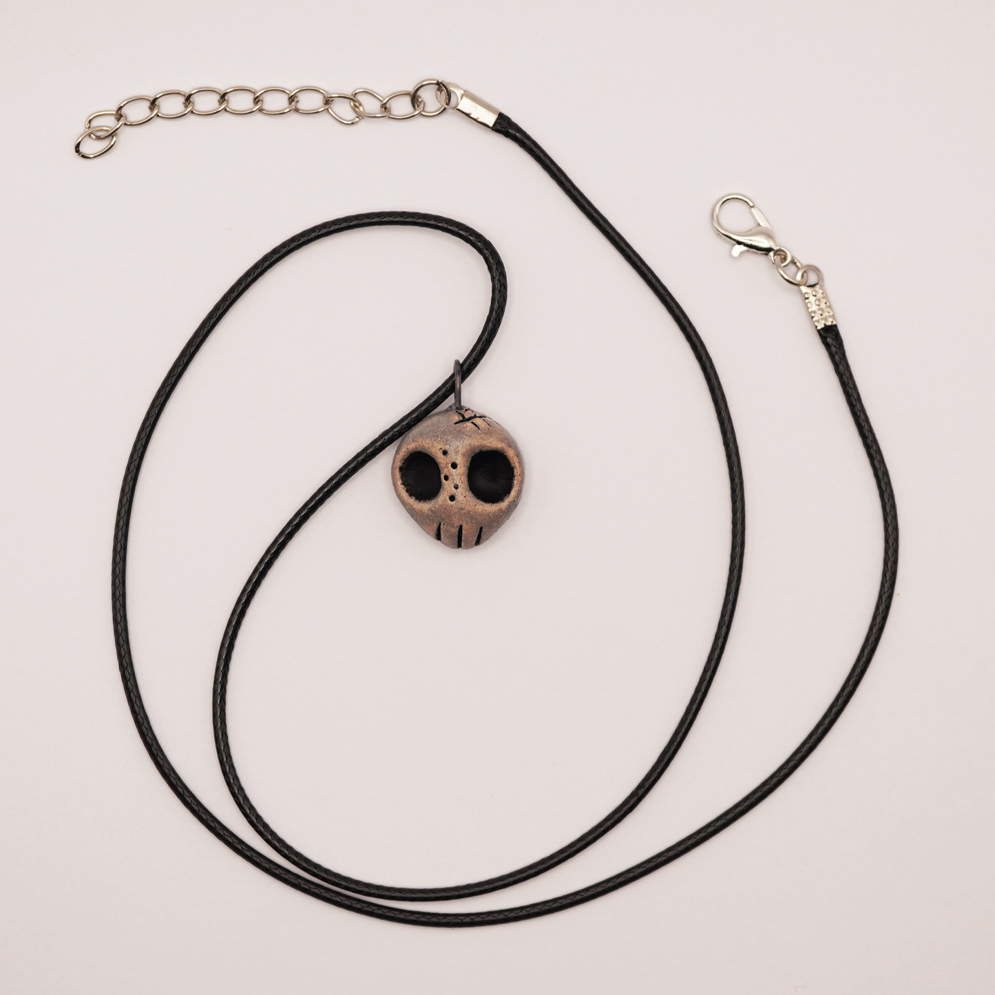 Mini Ceramic Necklace – Skull