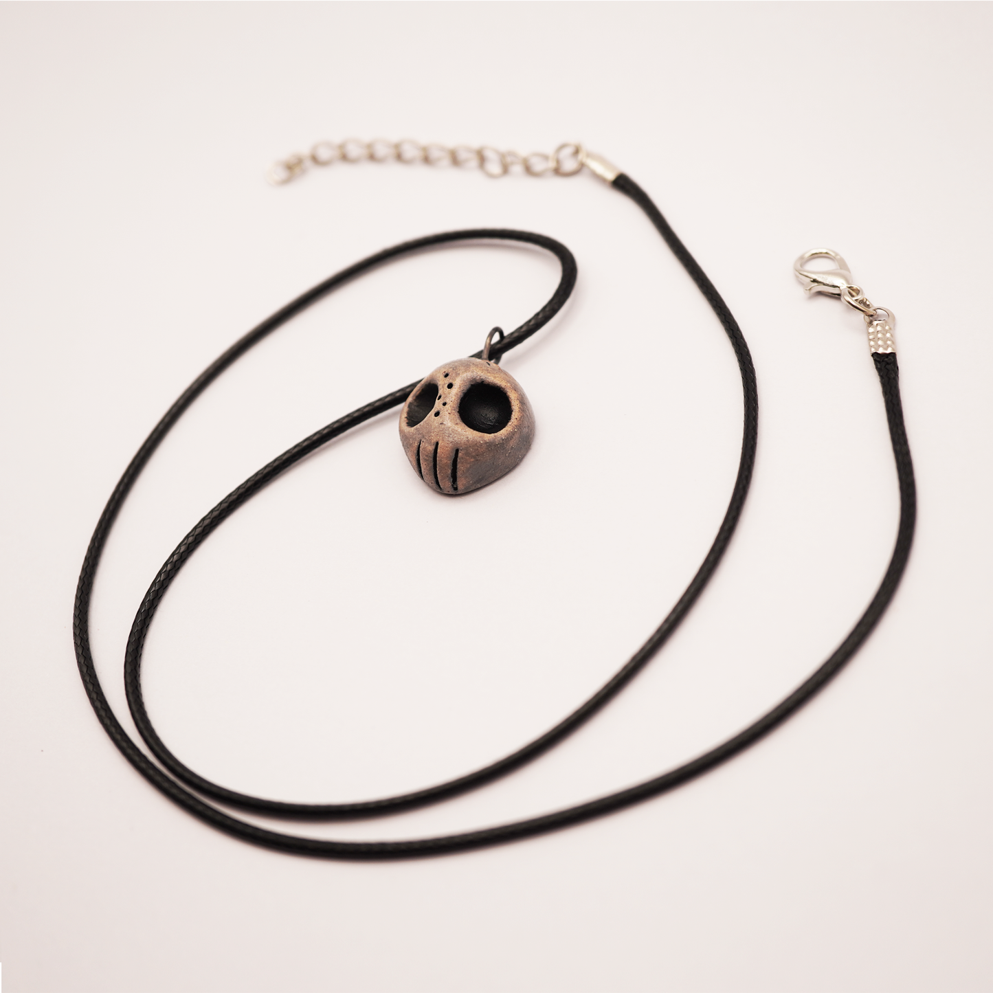 Mini Ceramic Necklace – Skull