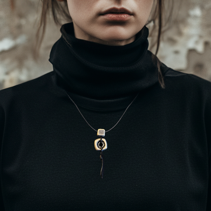 Retro Ceramic Gear Necklace – Antique, Industrial Style