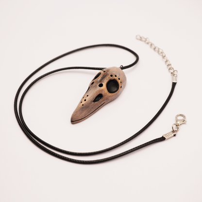 Ceramic Necklace – Raven Skull